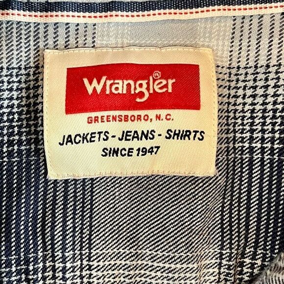 Wrangler Blue Plaid Button Up Long Sleeve Shirt Medium - Picture 8 of 9